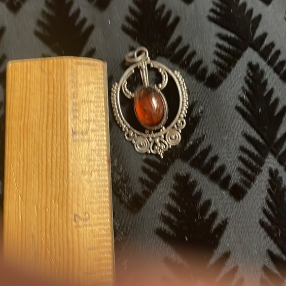 Genuine Amber and Sterling silver pendant. - Picture 3 of 3